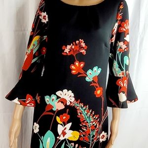 Lady dress used rarely worn size M Black with multiple colors trumpet sleeves